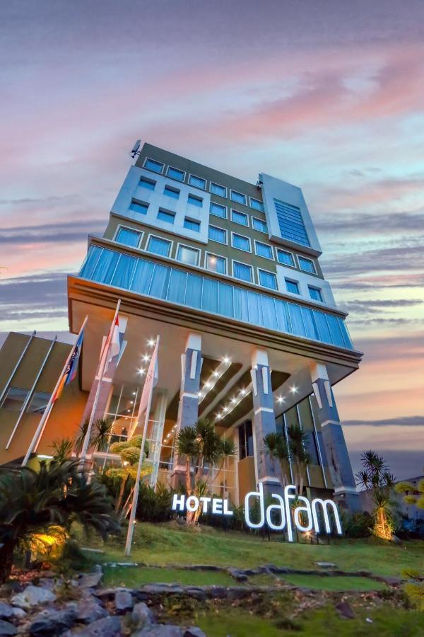 Hotel Dafam Pekalongan Exterior photo