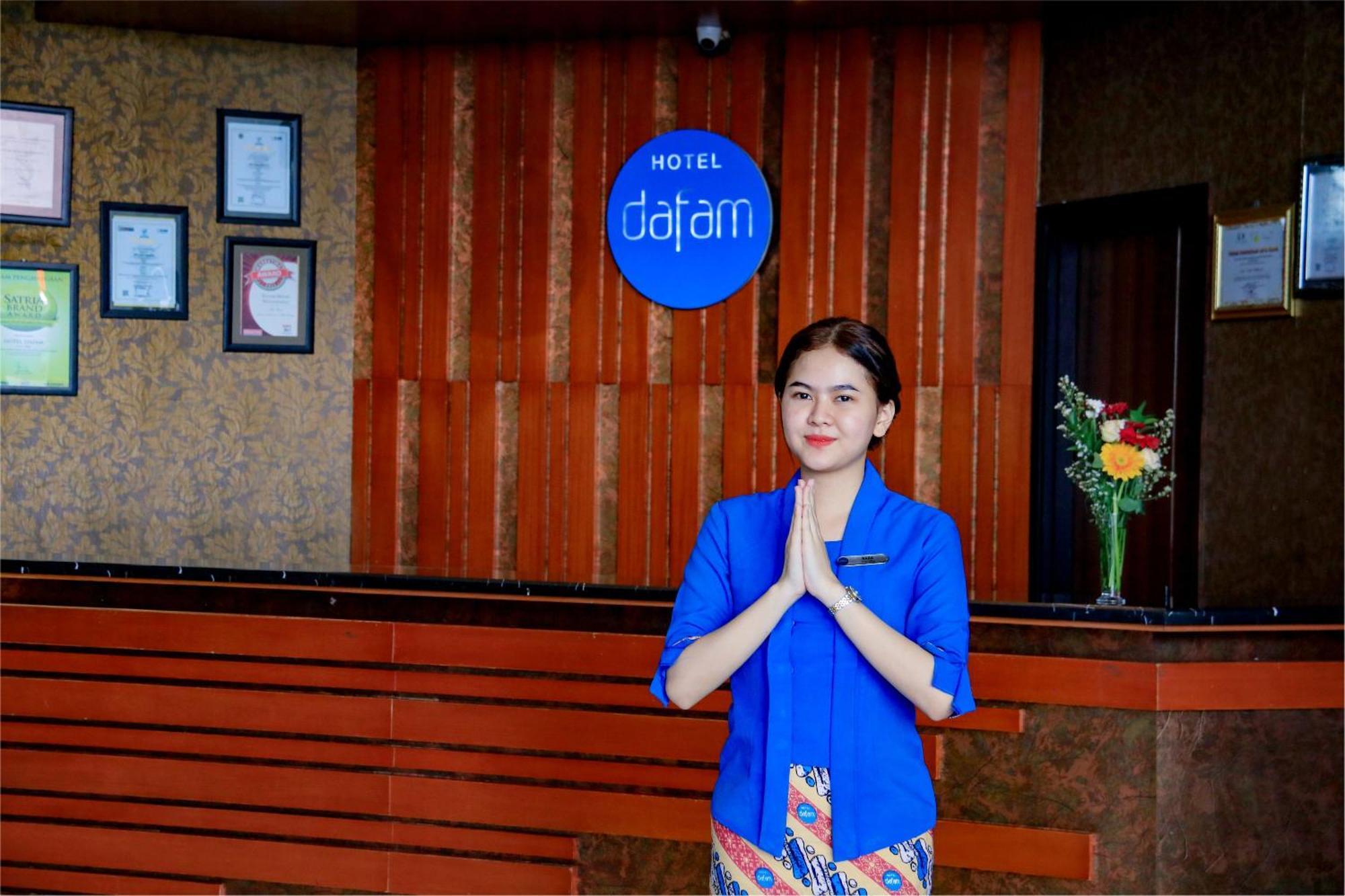 Hotel Dafam Pekalongan Exterior photo